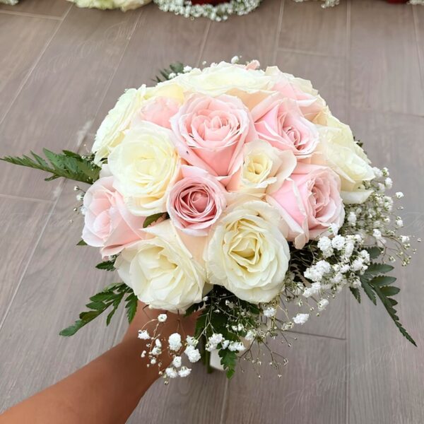 Lời Yêu Nồng Nàn <br> Hoa Cưới Cầm Tay